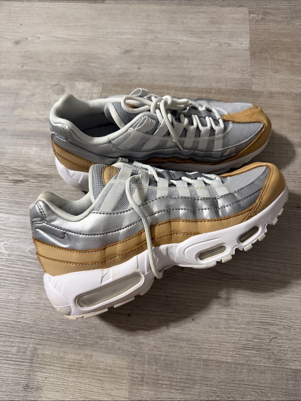 Women’s Nike Air Max 95 shoes